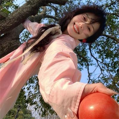 好女三头瞒